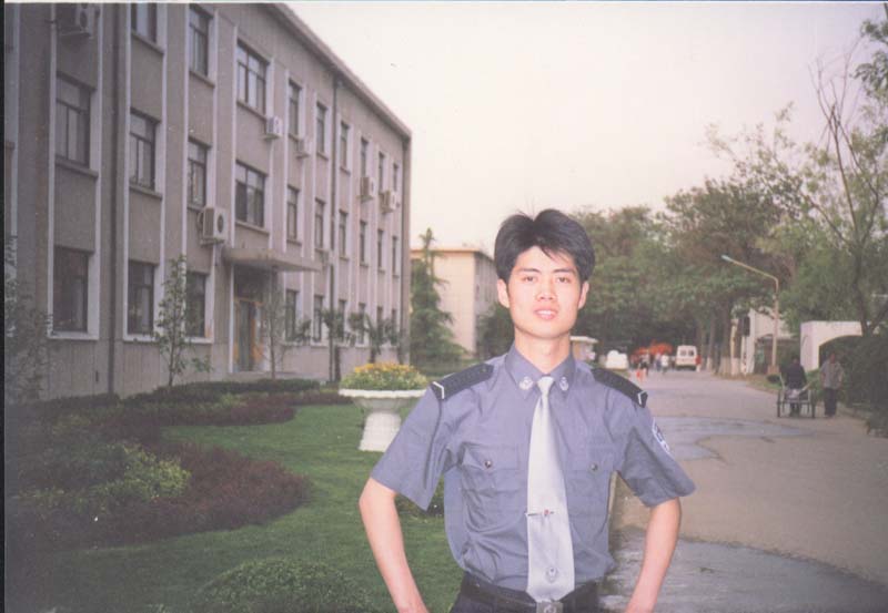 �����İ���ֻʣ��������Ƭ