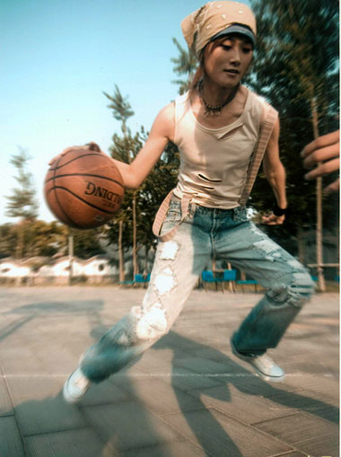 �������