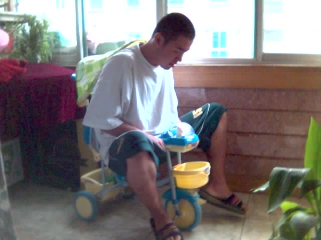 �������