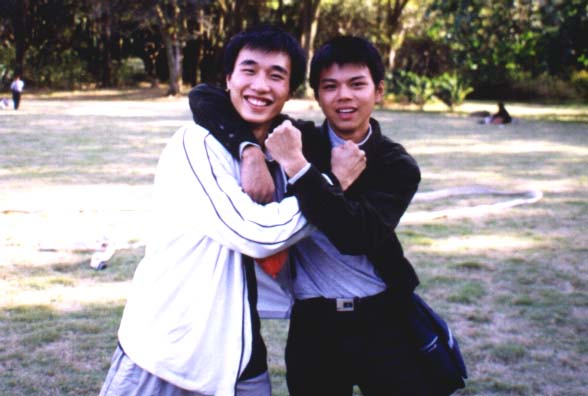 ���������~